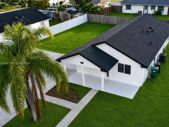 22722 SW 114th Pl, Miami, FL 33170