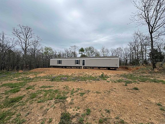 3rd image of 109 Madison Ln