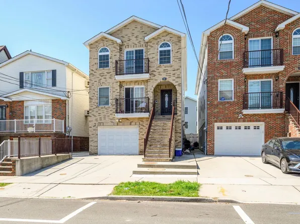 (undisclosed Address), Bayonne, NJ 07002