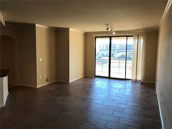 5th image of 330 Las Colinas Blvd Unit 914