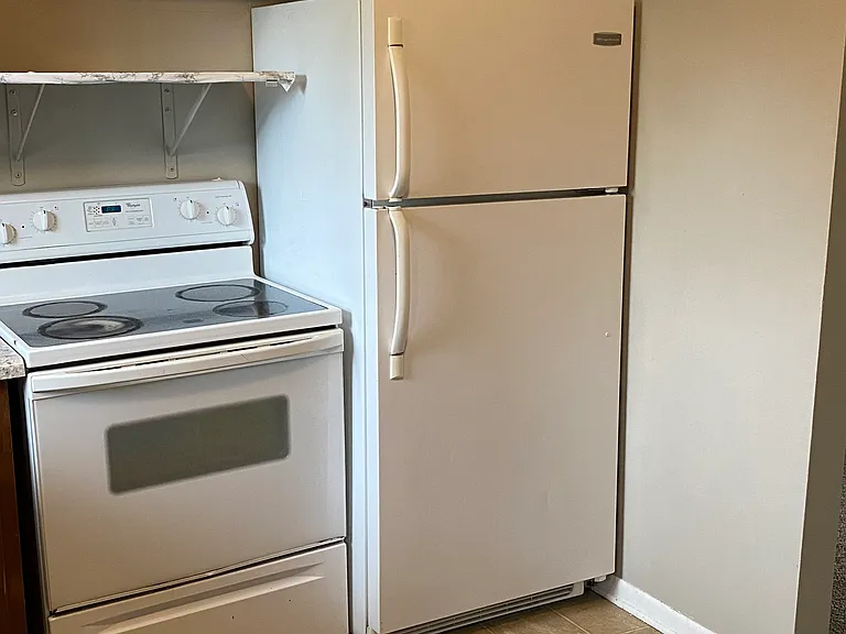 1213 Grant St #4 — Photo 6
