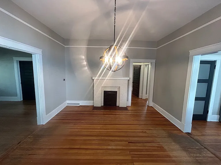 2827 Wilmot Ave — Photo 20