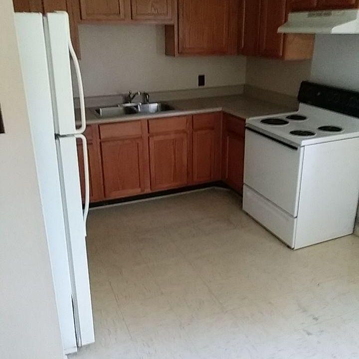 1st image of 1018 Garden Meadows Dr