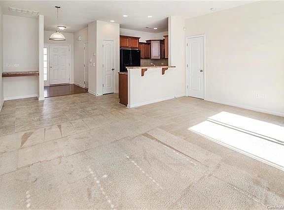 3rd image of 14416 Glendon Hall Ln