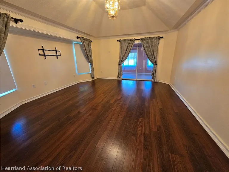 2922 Wynstone Dr — Photo 12