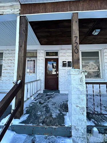 720 Chestnut St Photo 1
