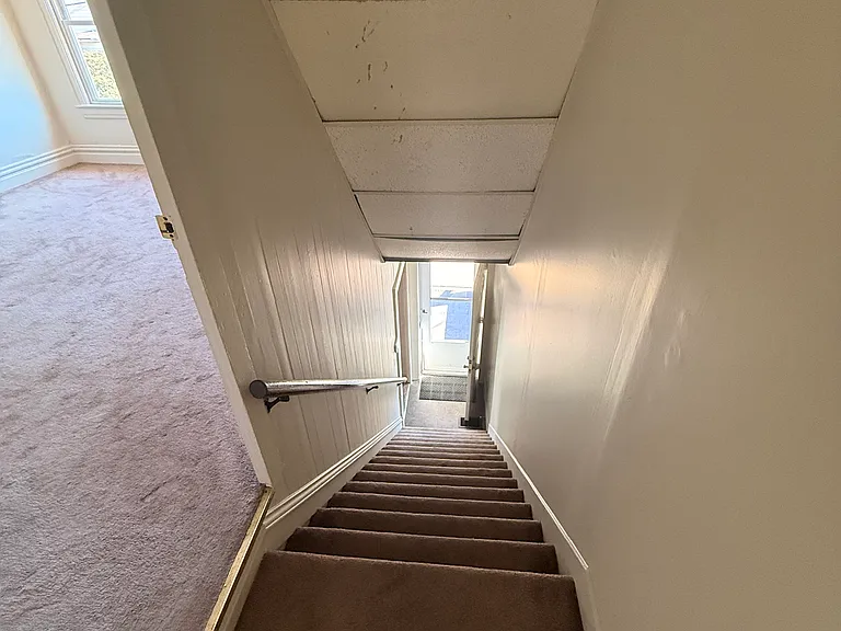 603 2nd Ave — Photo 2