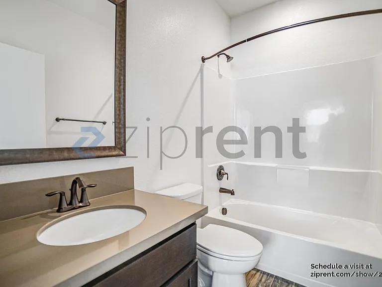1010 Vanilla Bean Ln — Photo 15