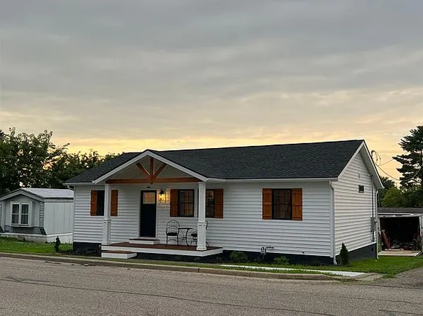 230 Watson Ave, Byesville, OH 43723
