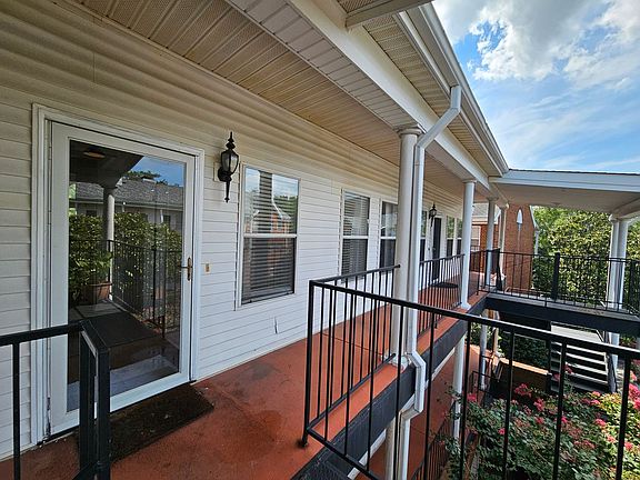2nd image of 203 Westover Ave APT 302