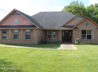 11112 Us Highway 49 E, Tutwiler, MS 38963