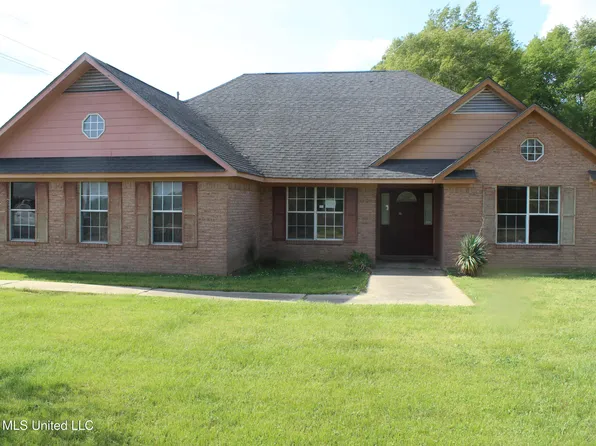 11112 Us Highway 49 E, Tutwiler, MS 38963