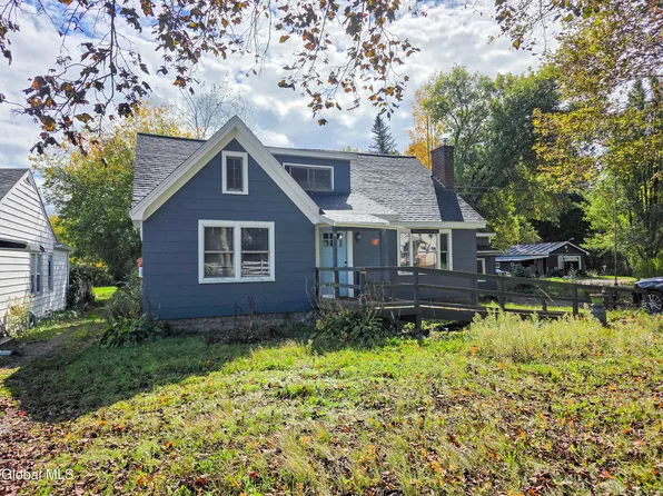 203 County Highway 155, Broadalbin, NY 12025
