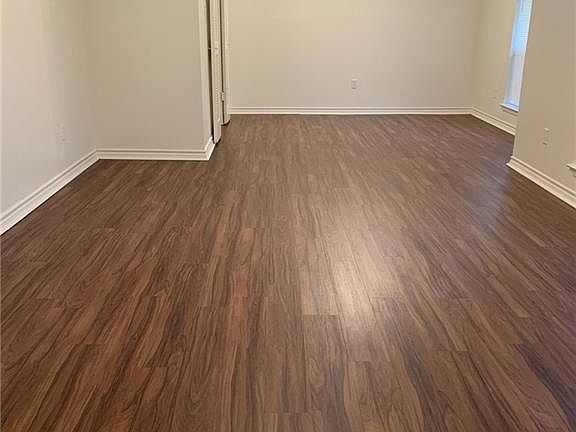 3rd image of 6528 Winifred Dr