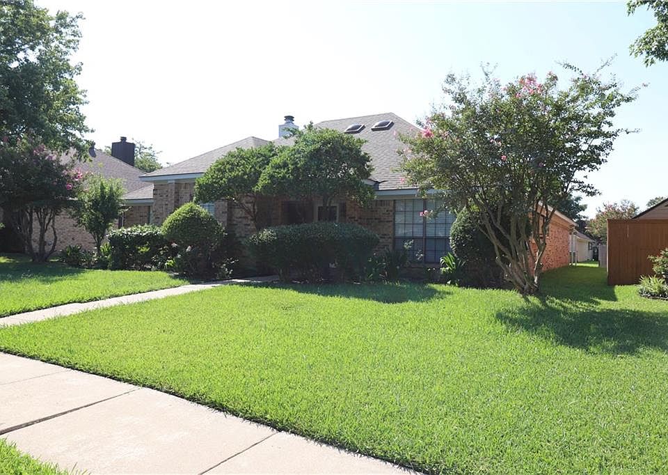 1st image of 2606 Meadowridge Dr