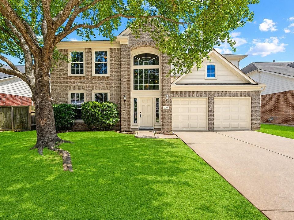 1st image of 2206 Cambridge Dale Ct