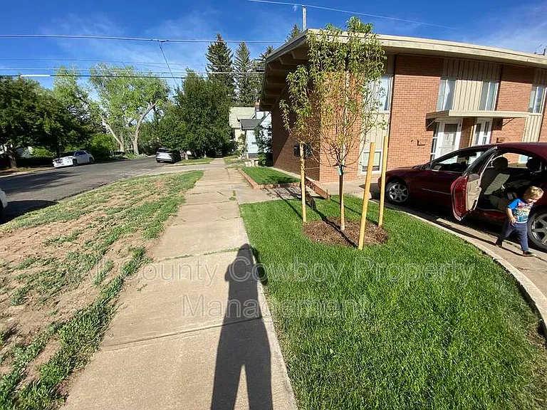 1000 E Garfield St #13 — Photo 10