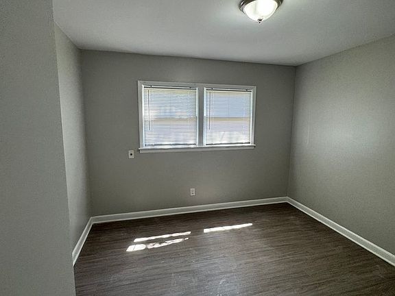 5th image of 4529 Windward Dr
