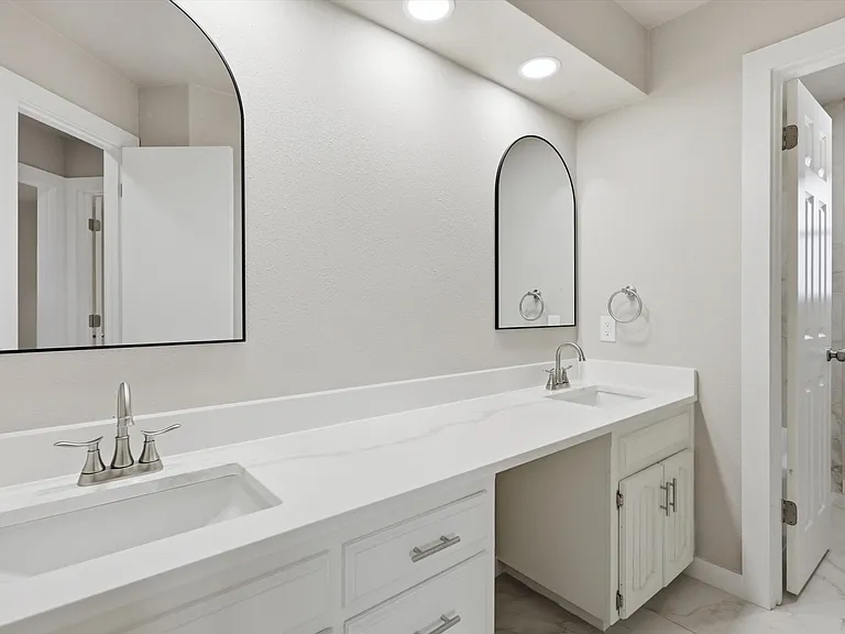 3716 Sweetbriar Ln — Photo 33
