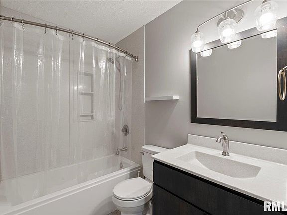 4th image of 1337 Golden Valley Dr