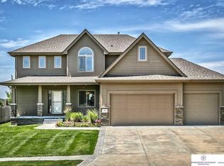 2402 N 176th Ave, Omaha, NE 68116