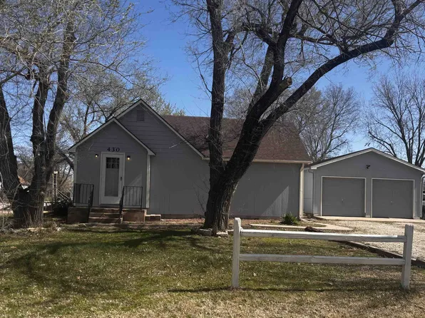 430 N Lincoln St, Marion, KS 66861