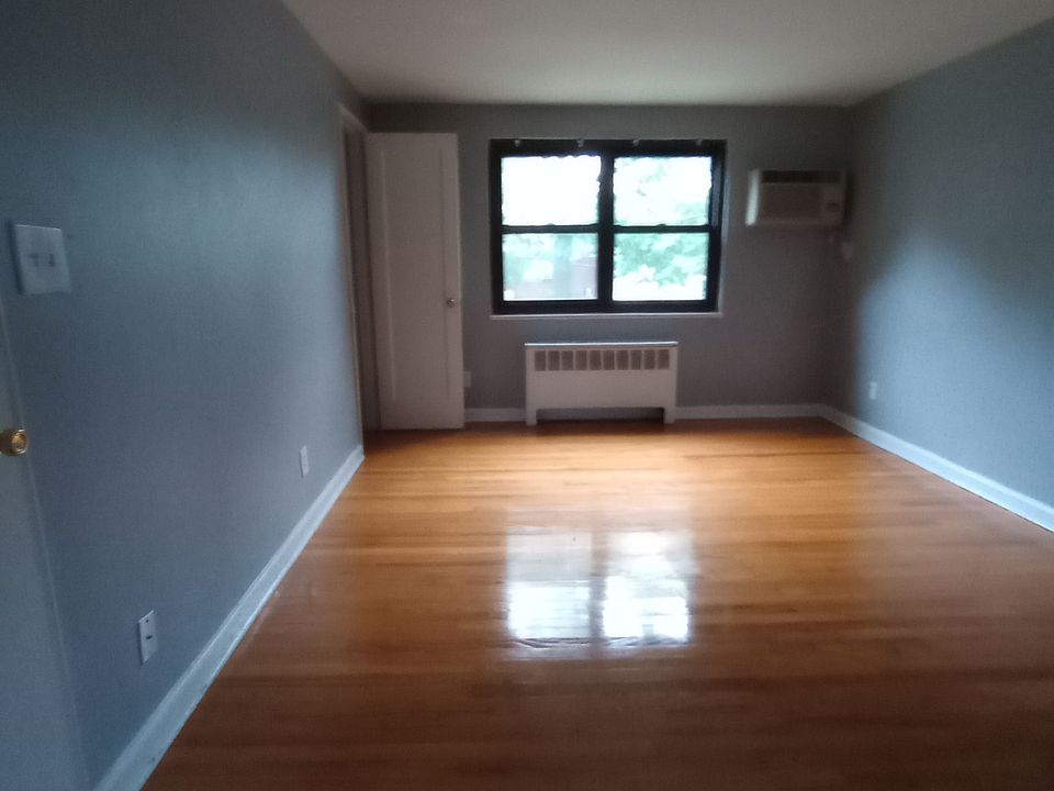 1st image of 47B Hoehn St #B