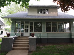20 N 1st Ave E, Hartley, IA 51346