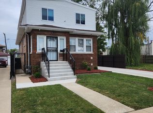 2127 S 8th Ave APT 1, Maywood, IL 60153