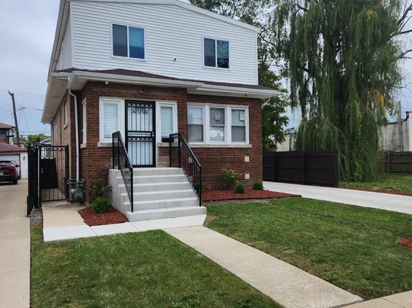 2127 S 8th Ave, Maywood, IL