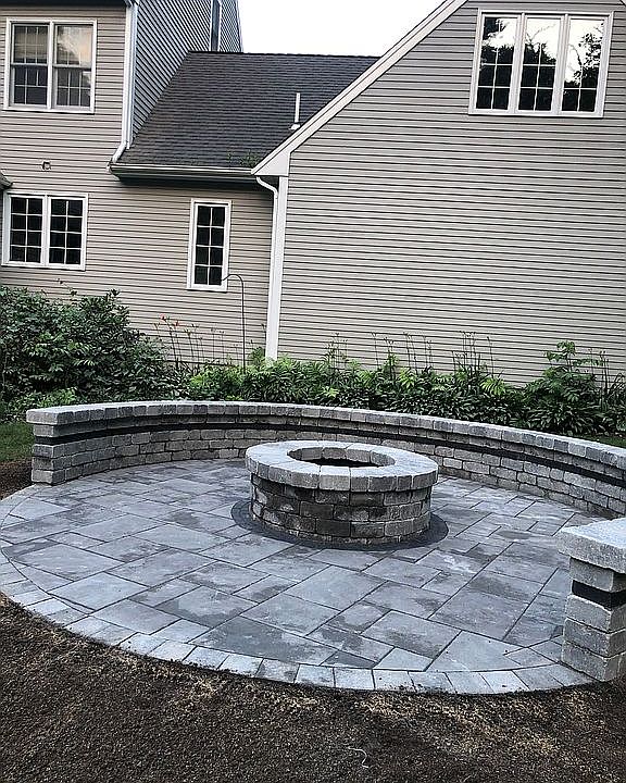 1st image of 6 Olde Stable Ln