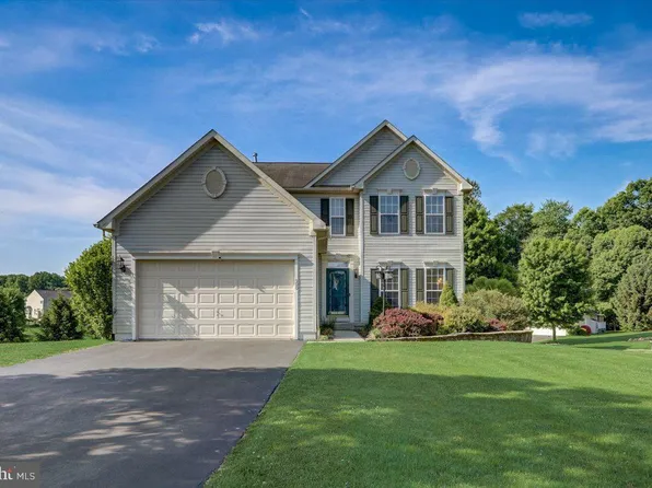 500 Pebble Ln, Coatesville, PA 19320