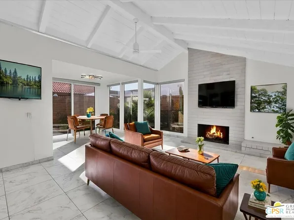 2490 Miramonte Cir #B, Palm Springs, CA 92264