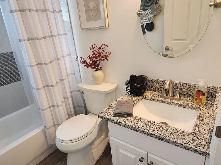 6503 Fairway Gardens Dr — Photo 22