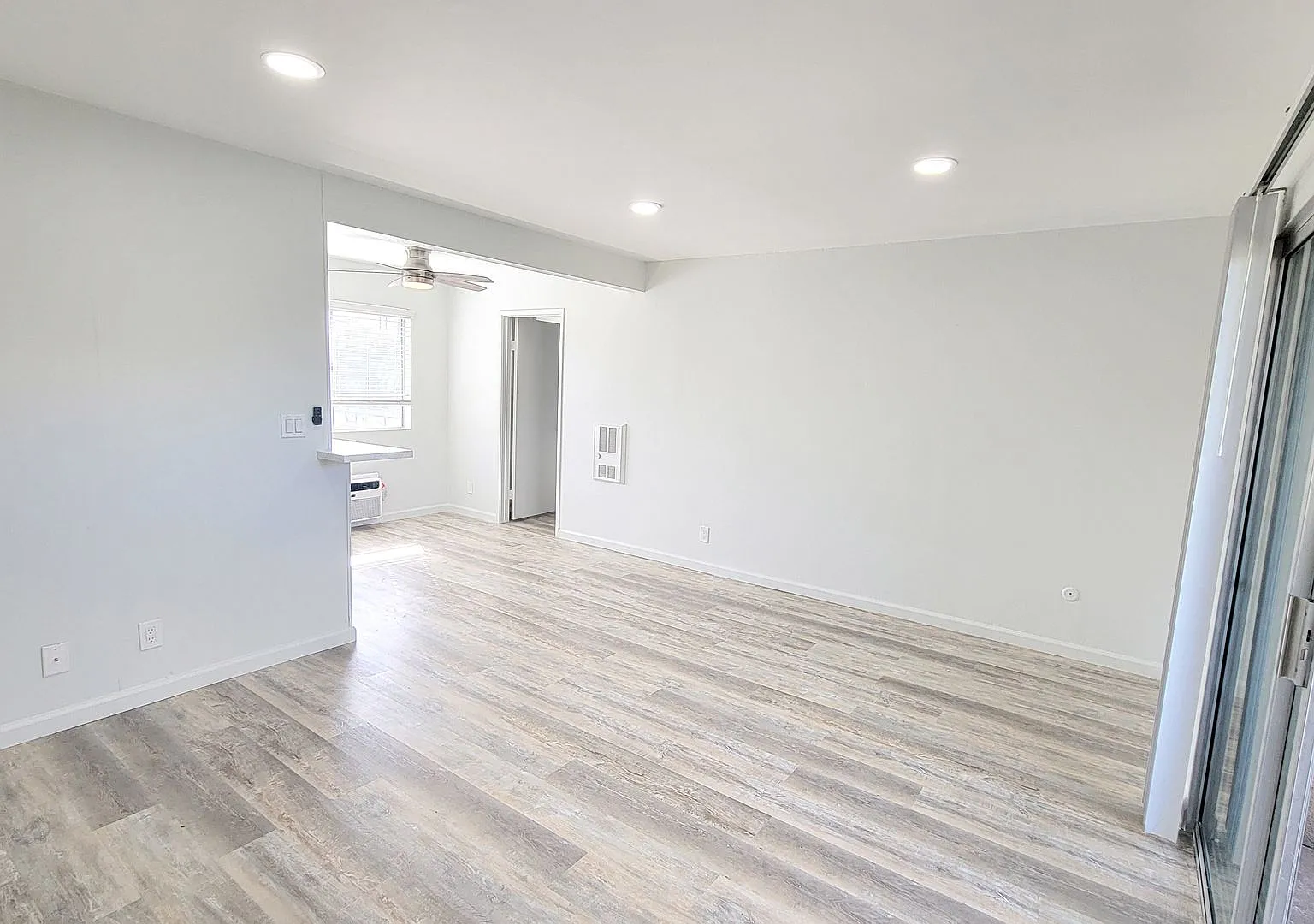 1018 Lexington_Bb — Photo 4