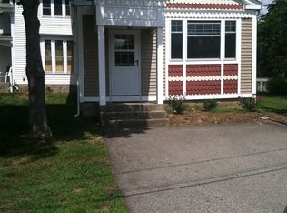 13 Church St, Greenville, RI 02828