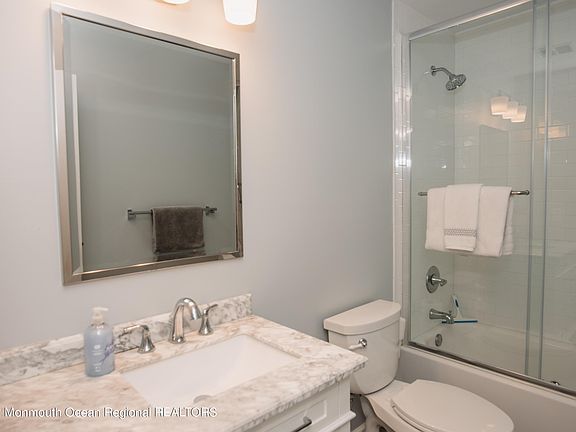 5th image of 330 Shore Dr E #12