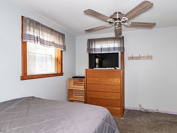 4th image of 935 Windermere Dr