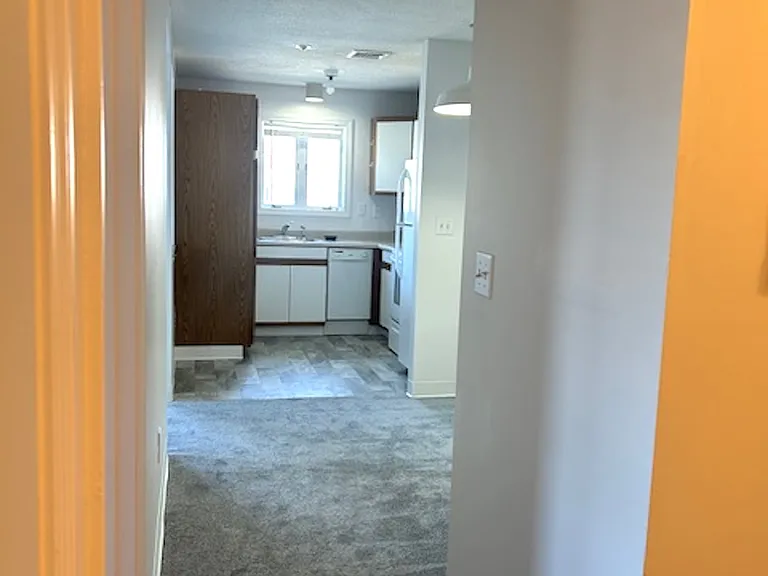 724 Beverage Hill Ave #B2 — Photo 10
