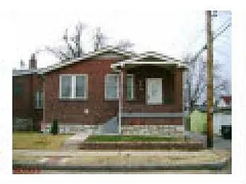 4840 Gardenville Ave photo 1