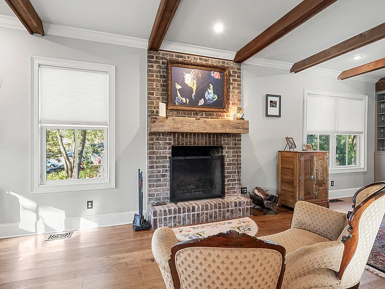 1227 Niles Ave NW — Photo 6