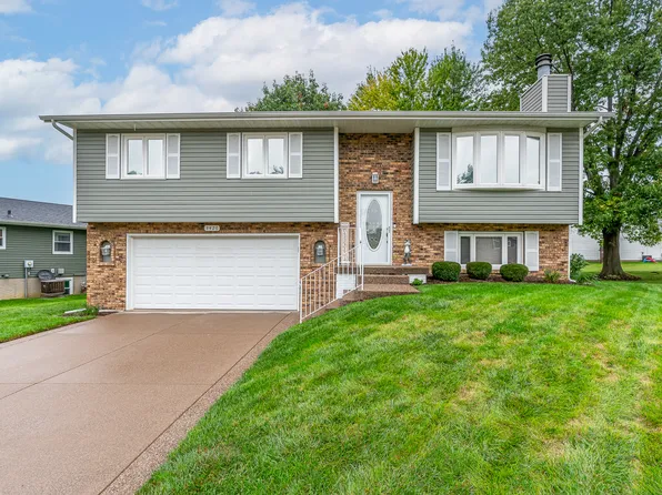 3426 Ridge Ct, Davenport, IA 52806