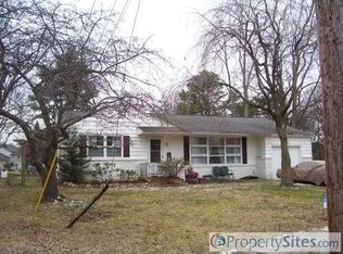 7 Maplebrook Ct, Cherry Hill, NJ 08034