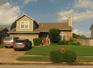 4921 S Narcissus Ave, Broken Arrow, OK 74011