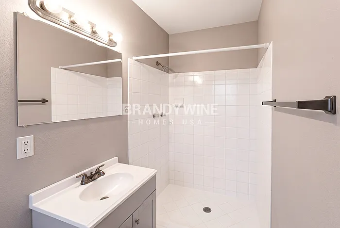 7901 Austin Rd — Photo 10