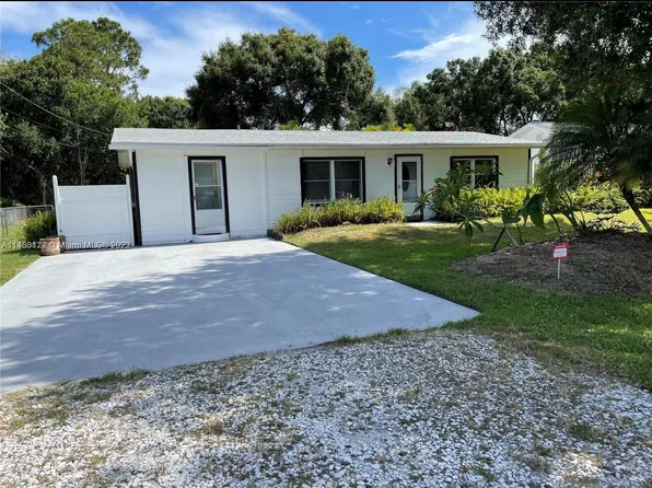 5000 Garner St #A, Fort Pierce, FL 34981