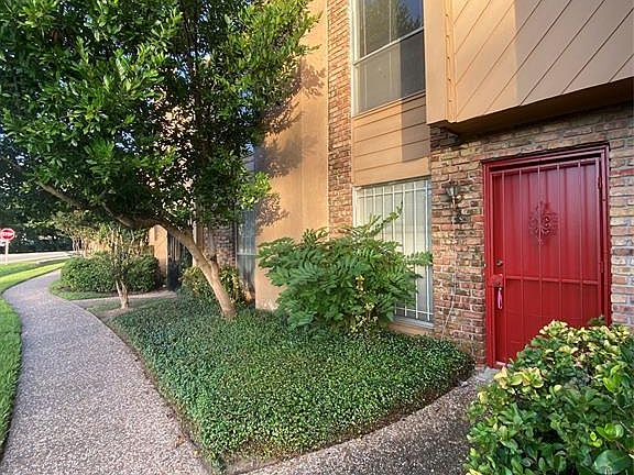 5th image of 3303 W Greenridge Dr APT 8