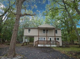 569 Oaktree Ln, Jackson, NJ 08527