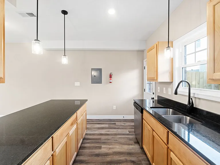 Clearsky Townhomes — Photo 6