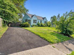 3040 Westfall Pl, Falls Church, VA 22042